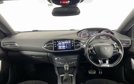 Peugeot 308 II, 2015 год, 899 000 рублей, 15 фотография