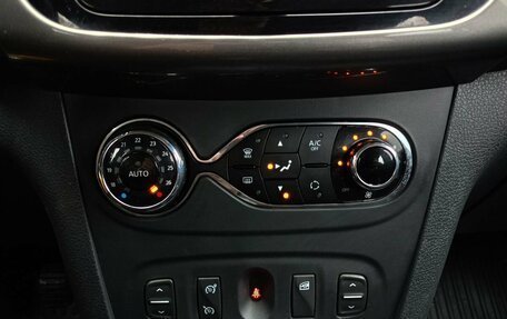 Renault Sandero II рестайлинг, 2016 год, 739 000 рублей, 14 фотография