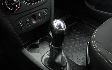 Renault Sandero II рестайлинг, 2016 год, 739 000 рублей, 15 фотография