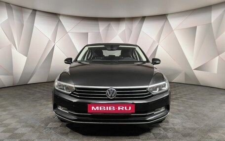 Volkswagen Passat B8 рестайлинг, 2015 год, 2 095 000 рублей, 7 фотография