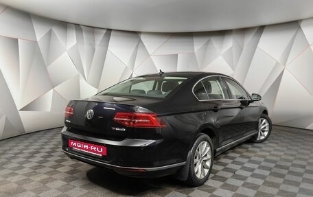 Volkswagen Passat B8 рестайлинг, 2015 год, 2 095 000 рублей, 2 фотография