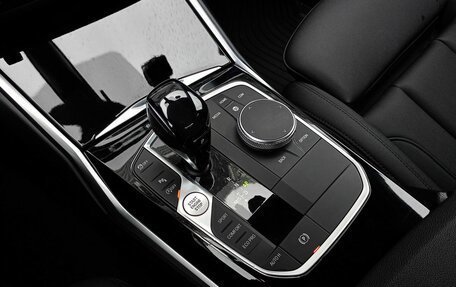 BMW 3 серия, 2020 год, 3 750 000 рублей, 15 фотография