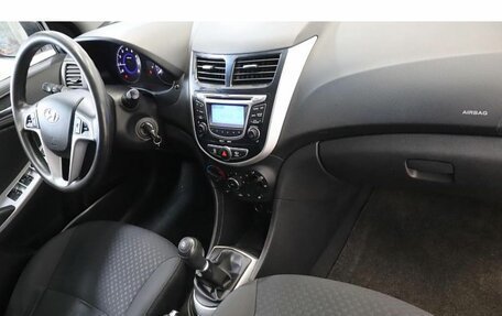 Hyundai Solaris II рестайлинг, 2012 год, 676 200 рублей, 5 фотография