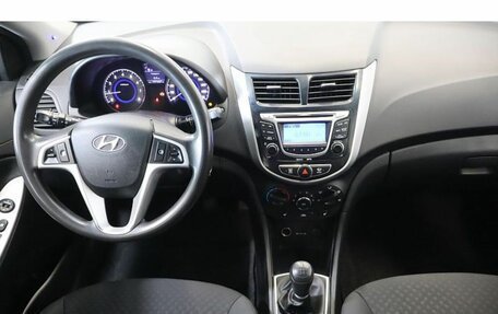 Hyundai Solaris II рестайлинг, 2012 год, 676 200 рублей, 9 фотография