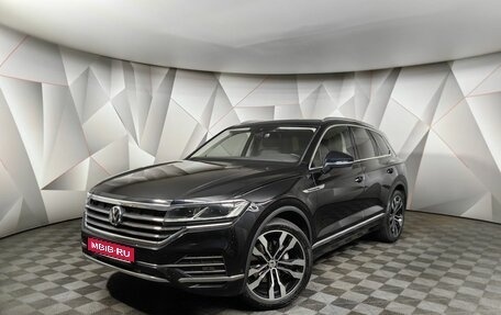 Volkswagen Touareg III, 2018 год, 4 220 000 рублей, 1 фотография
