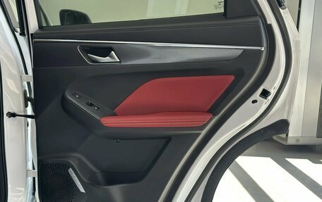 Haval Jolion, 2024 год, 2 350 000 рублей, 29 фотография