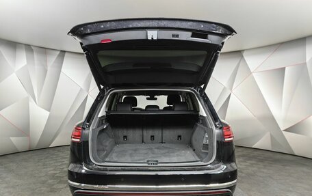 Volkswagen Touareg III, 2018 год, 4 220 000 рублей, 12 фотография