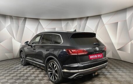 Volkswagen Touareg III, 2018 год, 4 220 000 рублей, 4 фотография