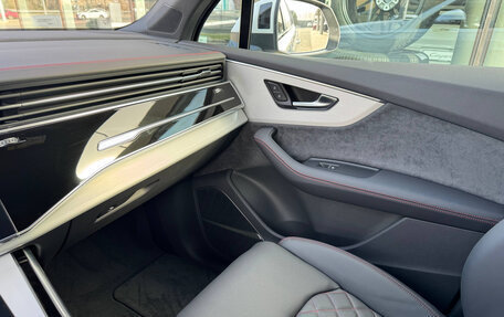 Audi Q7, 2024 год, 12 290 000 рублей, 22 фотография