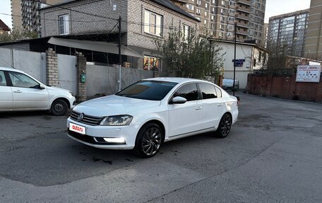 Volkswagen Passat B7, 2012 год, 900 000 рублей, 2 фотография