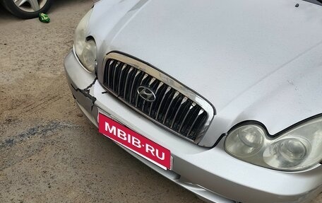 Hyundai Sonata IV рестайлинг, 2004 год, 250 000 рублей, 3 фотография