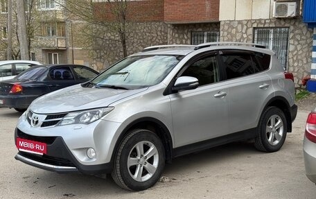 Toyota RAV4, 2013 год, 1 950 000 рублей, 2 фотография