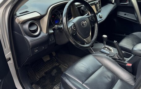 Toyota RAV4, 2013 год, 1 950 000 рублей, 10 фотография