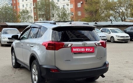 Toyota RAV4, 2013 год, 1 950 000 рублей, 6 фотография
