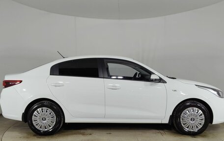 KIA Rio IV, 2018 год, 1 295 500 рублей, 8 фотография