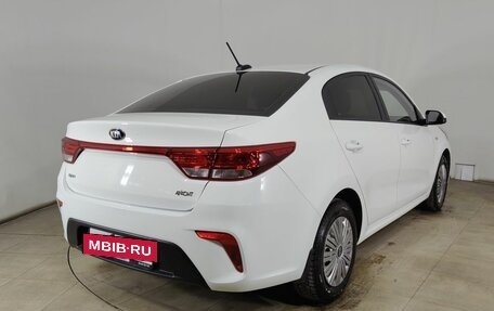 KIA Rio IV, 2018 год, 1 295 500 рублей, 7 фотография