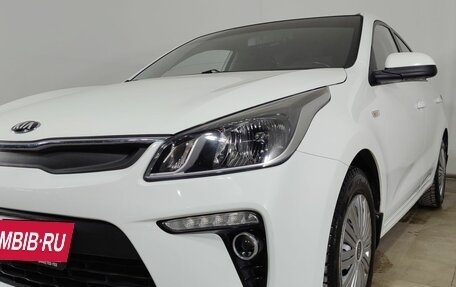 KIA Rio IV, 2018 год, 1 295 500 рублей, 25 фотография