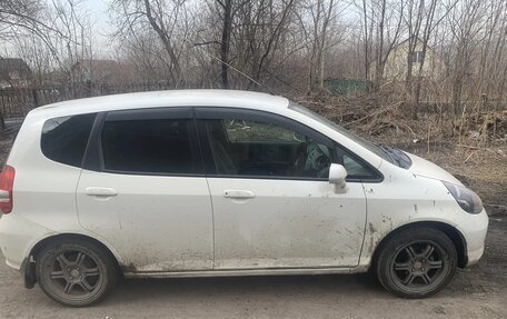 Honda Fit III, 2002 год, 390 000 рублей, 4 фотография