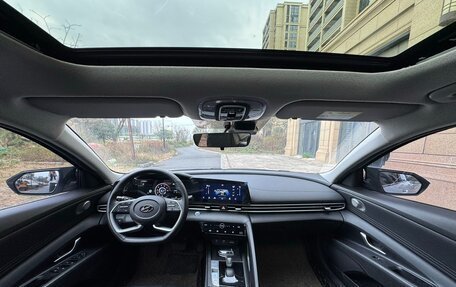 Hyundai Elantra, 2022 год, 1 670 000 рублей, 3 фотография