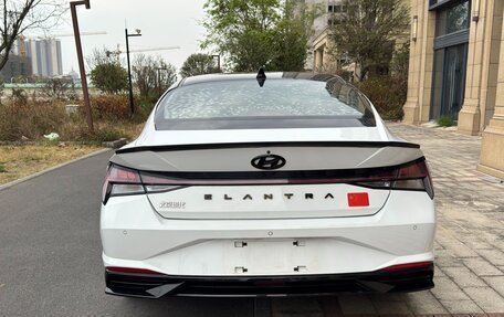 Hyundai Elantra, 2022 год, 1 670 000 рублей, 12 фотография