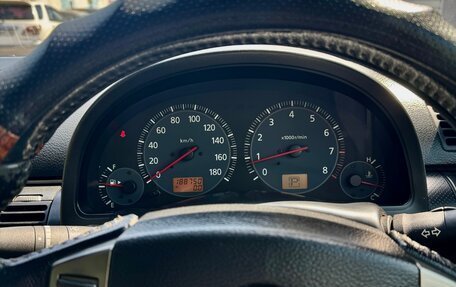 Nissan Skyline, 2002 год, 550 000 рублей, 8 фотография