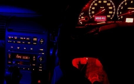 Nissan Skyline, 2002 год, 550 000 рублей, 7 фотография