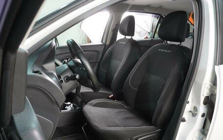 Renault Logan II, 2020 год, 1 199 000 рублей, 10 фотография