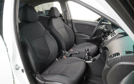 Hyundai Solaris II рестайлинг, 2015 год, 899 000 рублей, 8 фотография