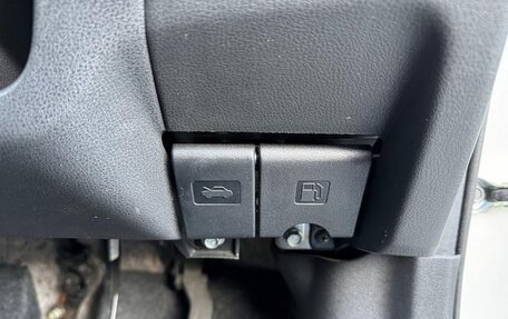Nissan Note II рестайлинг, 2017 год, 989 000 рублей, 29 фотография