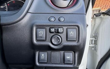 Nissan Note II рестайлинг, 2017 год, 989 000 рублей, 22 фотография