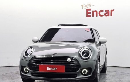 MINI Clubman, 2022 год, 1 890 000 рублей, 2 фотография