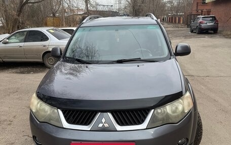 Mitsubishi Outlander III рестайлинг 3, 2008 год, 1 000 000 рублей, 1 фотография