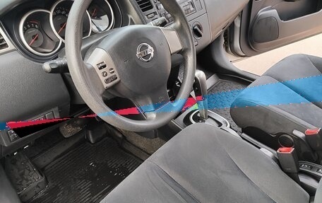 Nissan Tiida, 2010 год, 700 000 рублей, 10 фотография