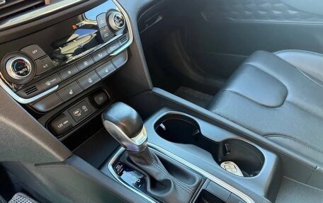 Hyundai Santa Fe IV, 2019 год, 2 800 000 рублей, 5 фотография