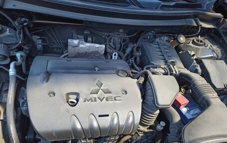 Mitsubishi Outlander III рестайлинг 3, 2013 год, 1 650 000 рублей, 6 фотография