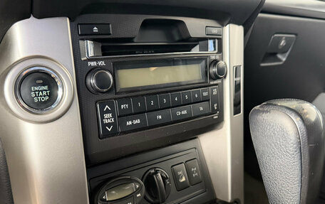 Toyota Land Cruiser Prado 150 рестайлинг 2, 2010 год, 2 299 000 рублей, 12 фотография