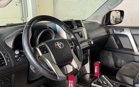 Toyota Land Cruiser Prado 150 рестайлинг 2, 2010 год, 2 299 000 рублей, 8 фотография