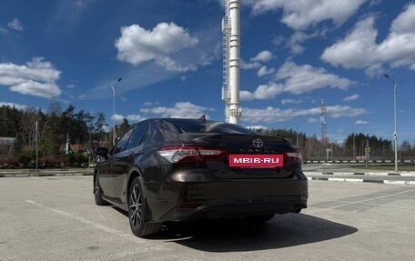 Toyota Camry, 2021 год, 3 650 000 рублей, 8 фотография