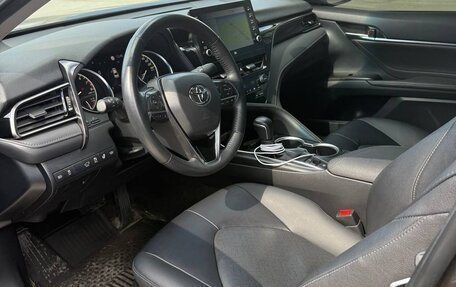 Toyota Camry, 2021 год, 3 650 000 рублей, 15 фотография