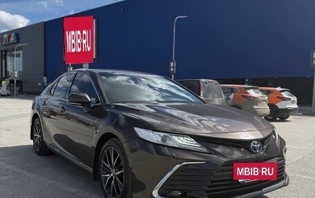 Toyota Camry, 2021 год, 3 650 000 рублей, 13 фотография