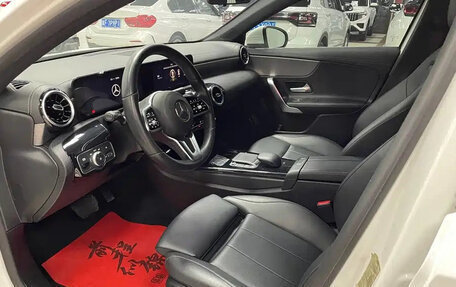 Mercedes-Benz A-Класс, 2022 год, 2 020 000 рублей, 7 фотография