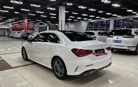 Mercedes-Benz A-Класс, 2022 год, 2 020 000 рублей, 6 фотография