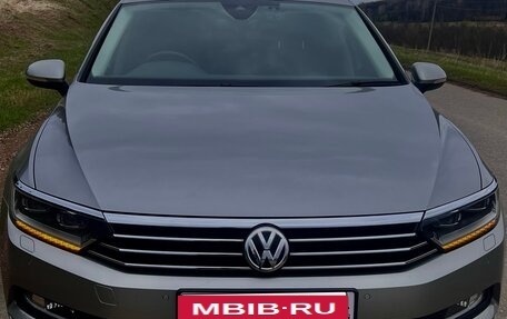 Volkswagen Passat B8 рестайлинг, 2015 год, 1 700 000 рублей, 1 фотография