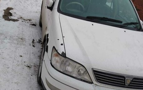 Toyota Vista V30, 1999 год, 350 000 рублей, 1 фотография
