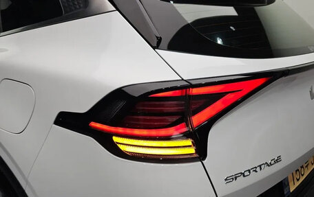 KIA Sportage IV рестайлинг, 2022 год, 2 411 000 рублей, 11 фотография