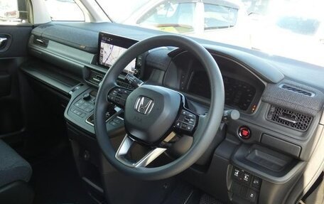 Honda Stepwgn, 2022 год, 1 812 000 рублей, 11 фотография