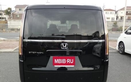 Honda Stepwgn, 2022 год, 1 812 000 рублей, 6 фотография