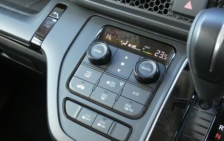 Honda Stepwgn, 2022 год, 1 812 000 рублей, 12 фотография