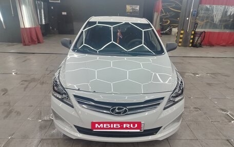 Hyundai Solaris II рестайлинг, 2014 год, 505 000 рублей, 2 фотография