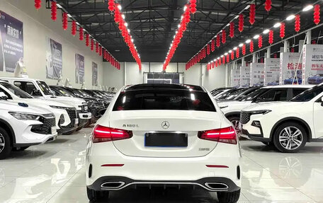 Mercedes-Benz A-Класс, 2022 год, 2 060 000 рублей, 5 фотография